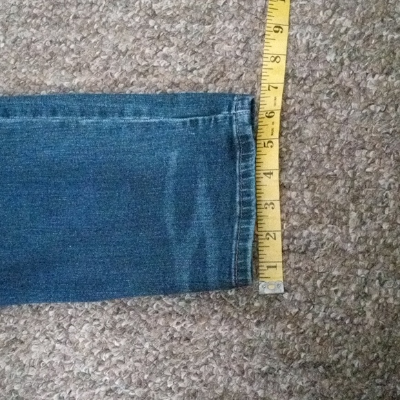 Jeans - Picture 10 of 10